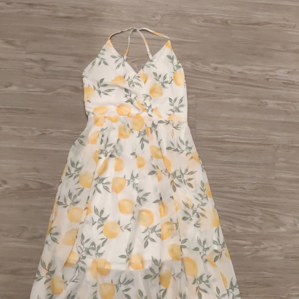 Charlotte Russe Lemon Maxi Dress Size Small